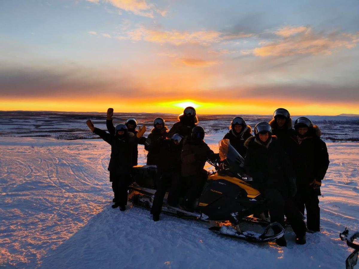 Mattarahkka Northern Light Lodge Kiruna Bagian luar foto